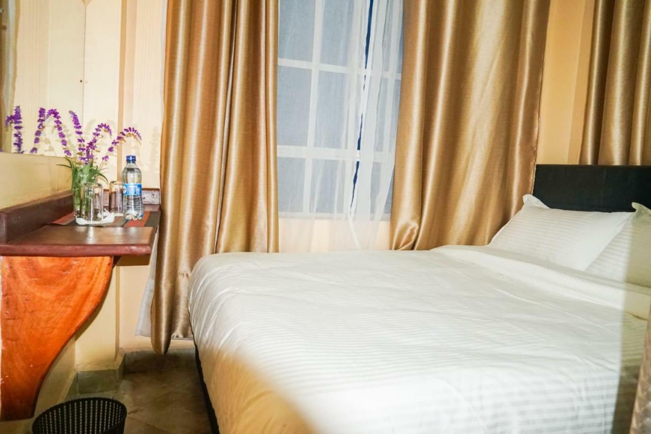 Kentania Hotel & Spa, Nakuru - Kenya Екстер'єр фото